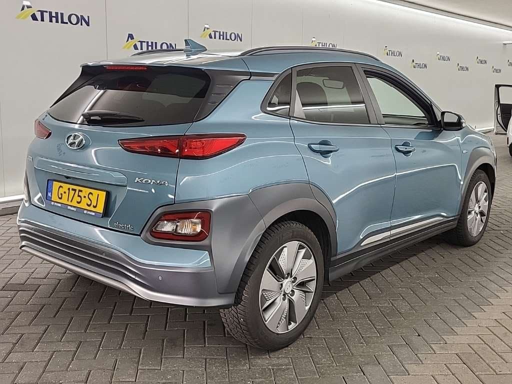 Hyundai Kona Electric 64KWh Premium - Thumbnail 4